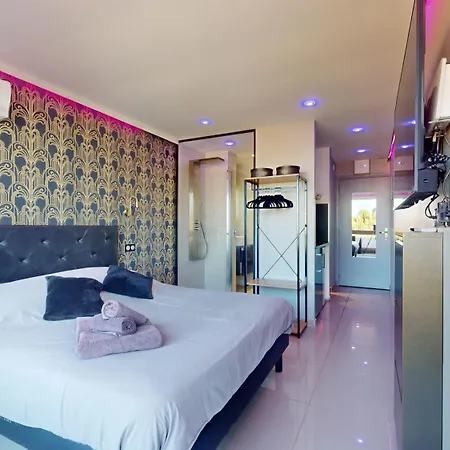 Village Naturiste Cap D'agde, Luxe Port Nature 7 Appartement *